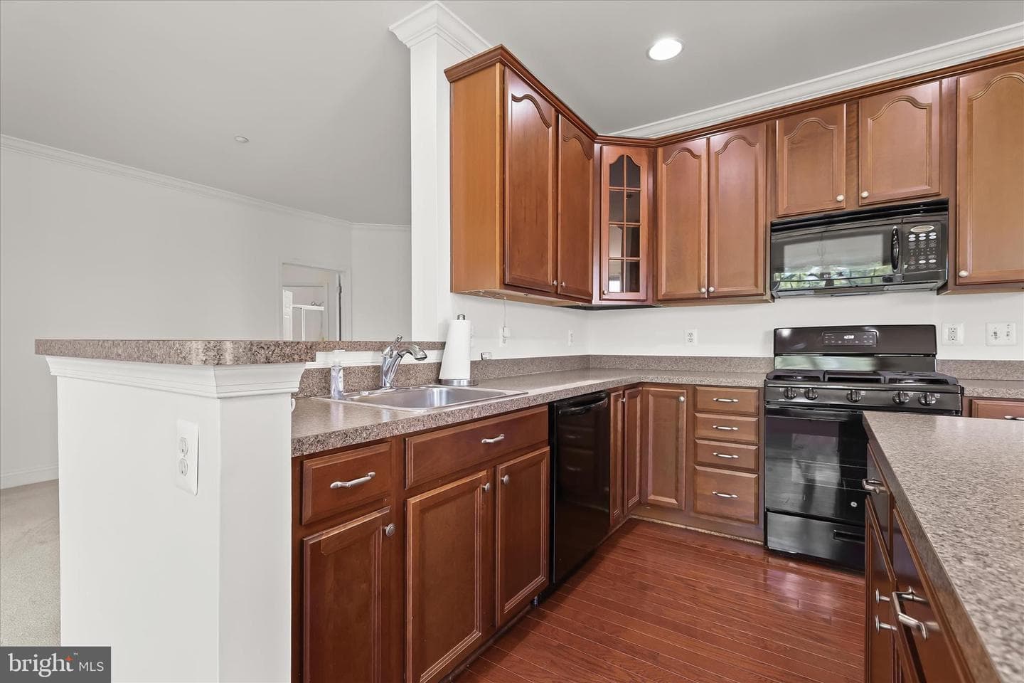 311 Tiree Court #202 photo 16