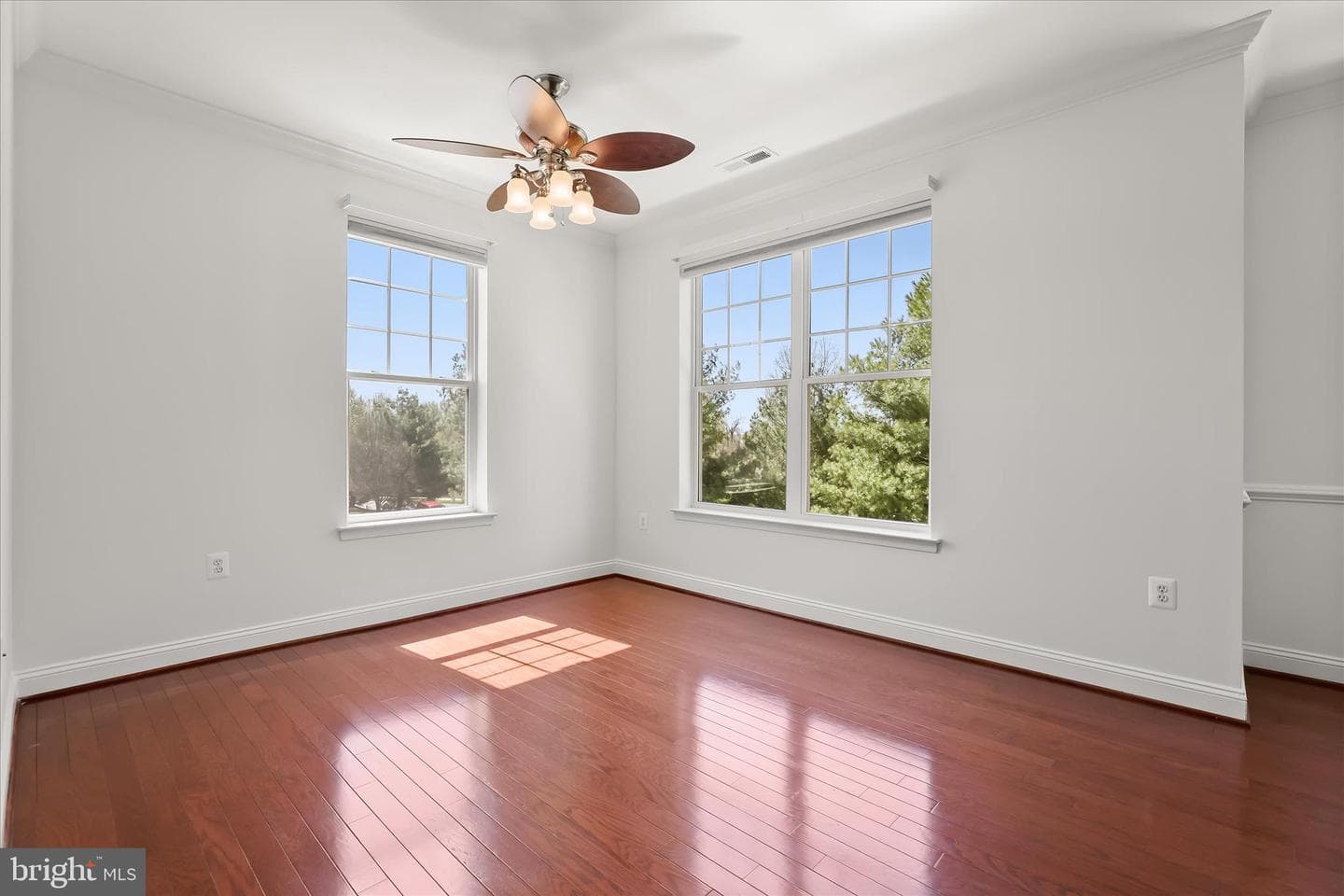 311 Tiree Court #202 photo 27
