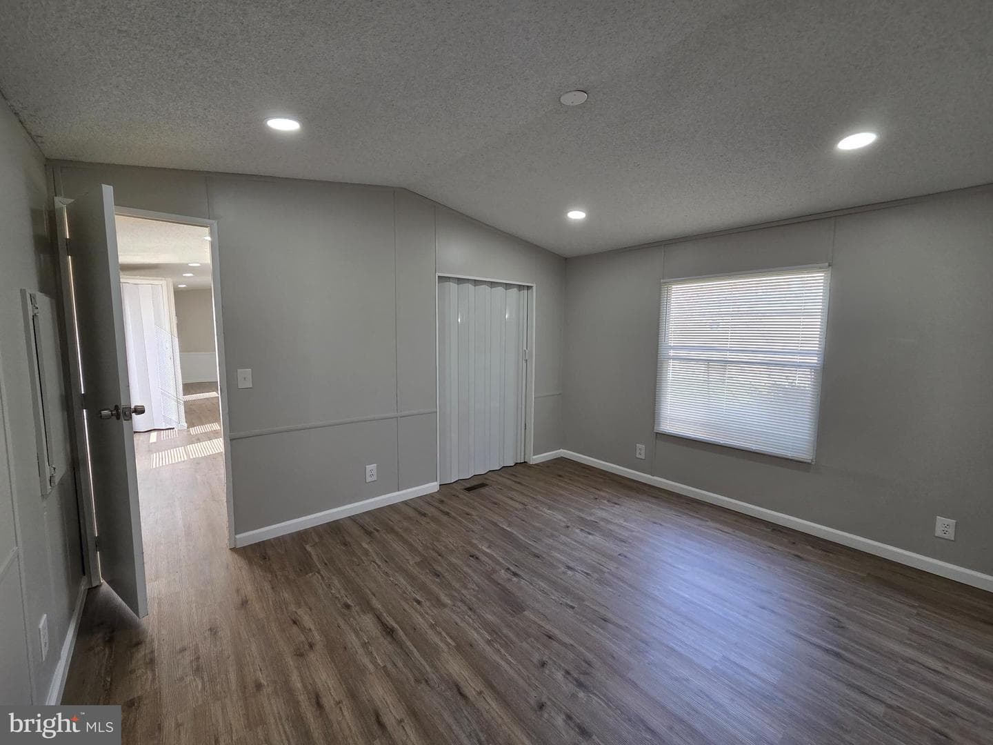 245 Golf Drive photo 16