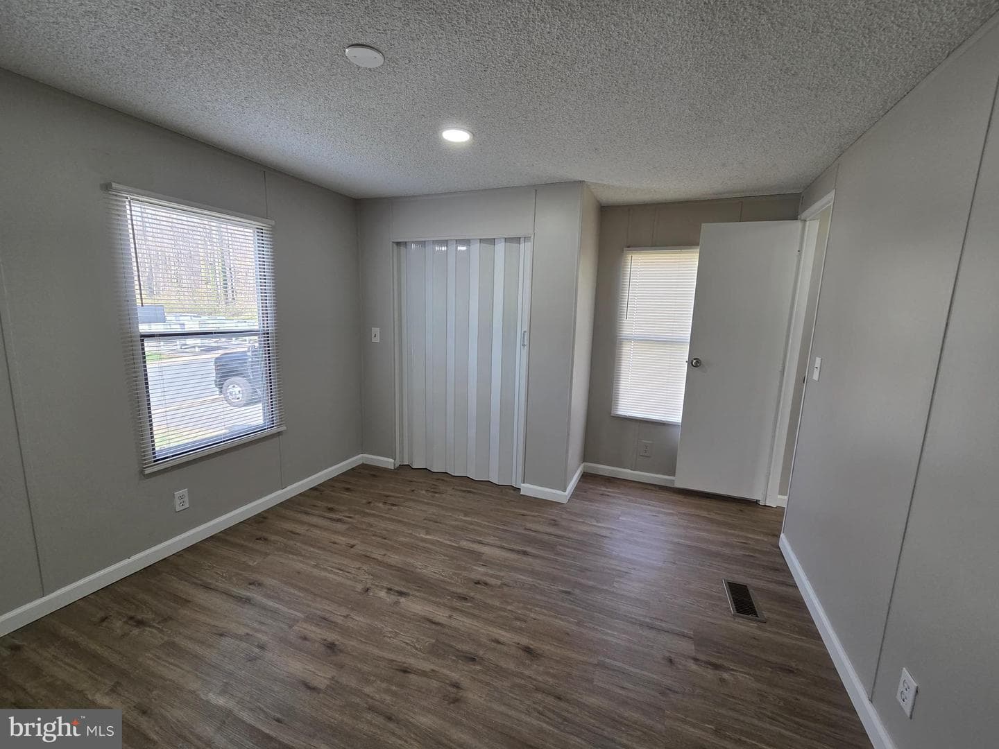 245 Golf Drive photo 25