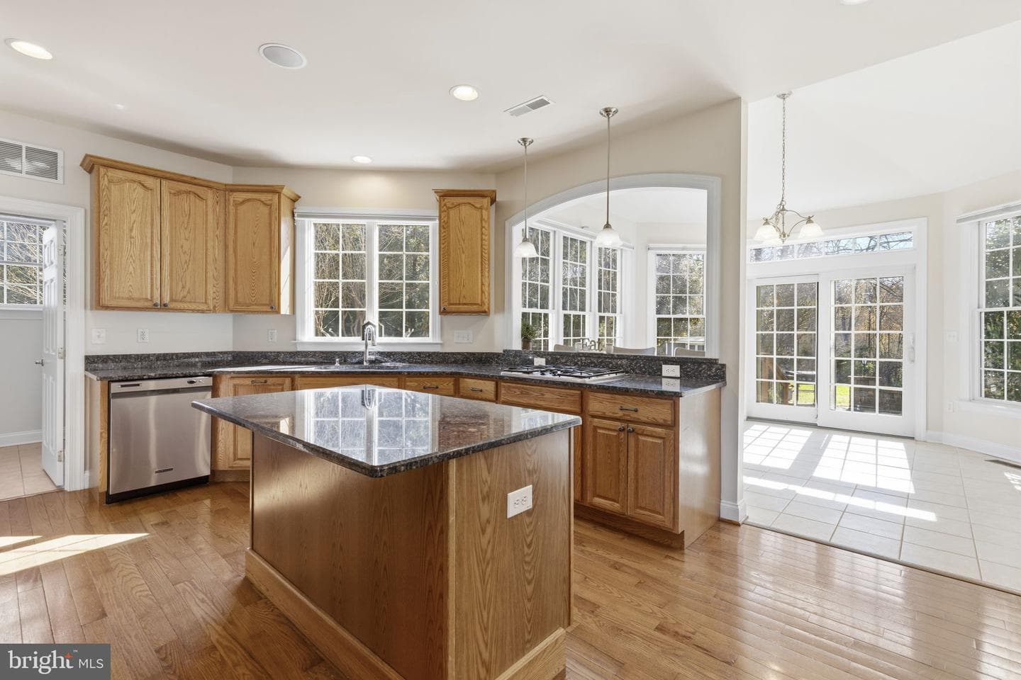2019 Twin Lakes Drive photo 14