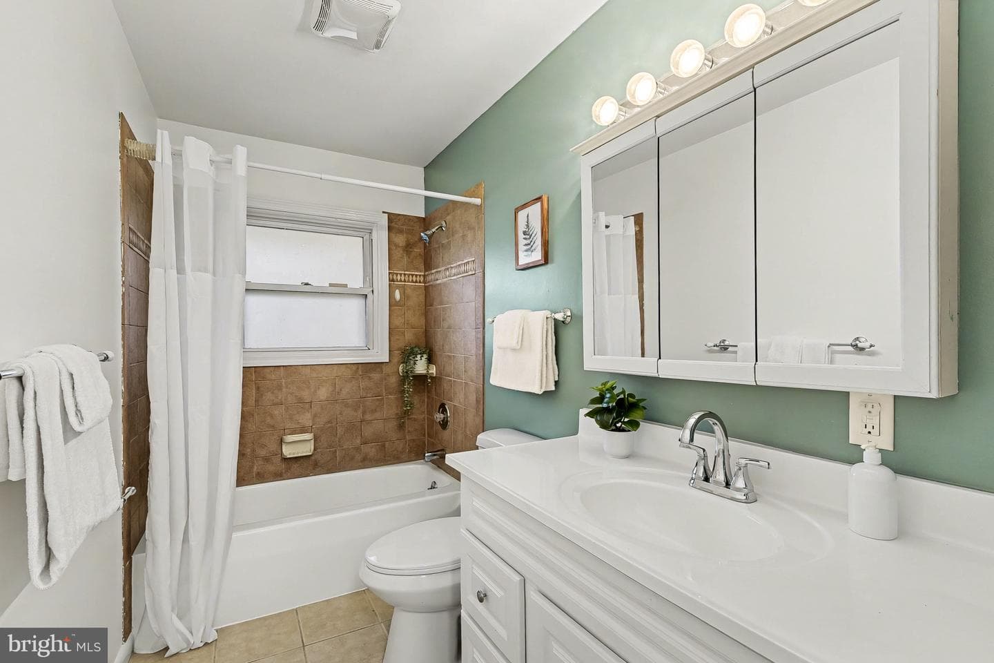 2309 Perry Avenue photo 11