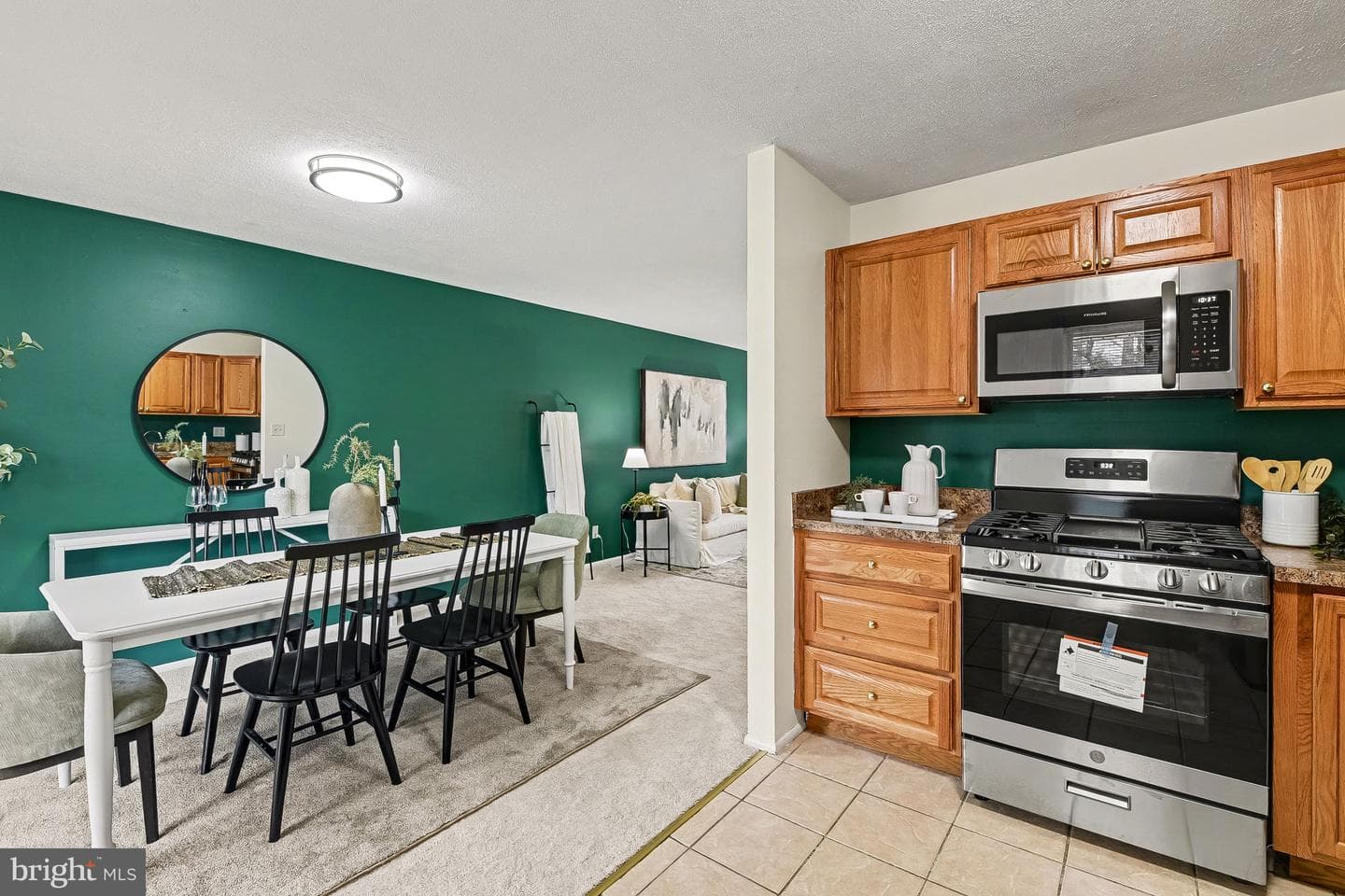 2309 Perry Avenue photo 8