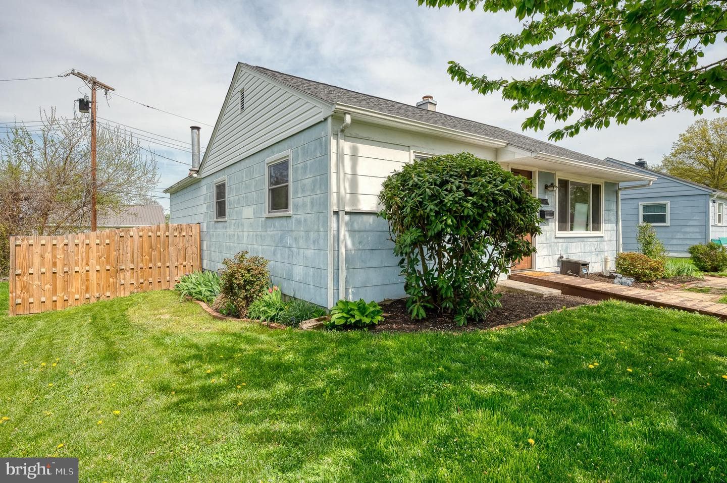 147 Bay Blvd photo 4