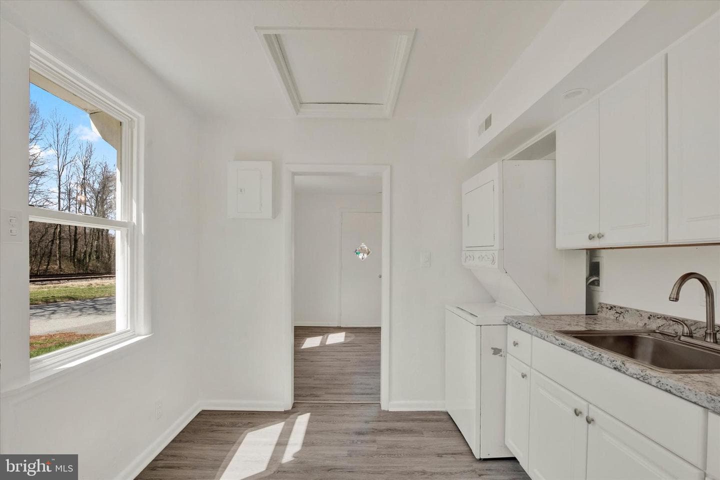 78 Swan Street photo 7
