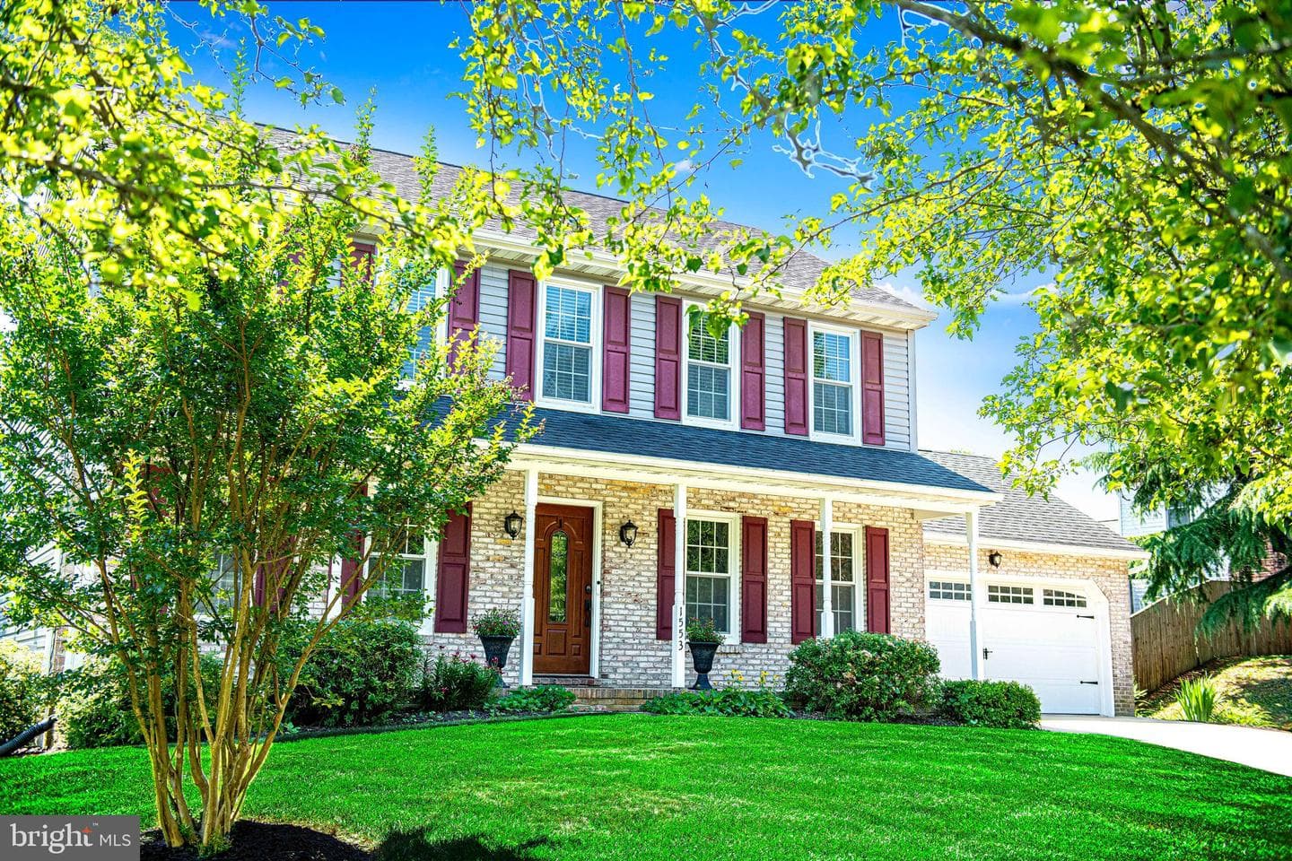 1553 Foxborough Drive photo 2