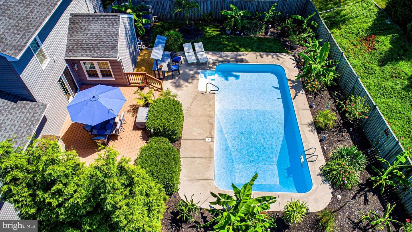 1553 Foxborough Drive photo 42