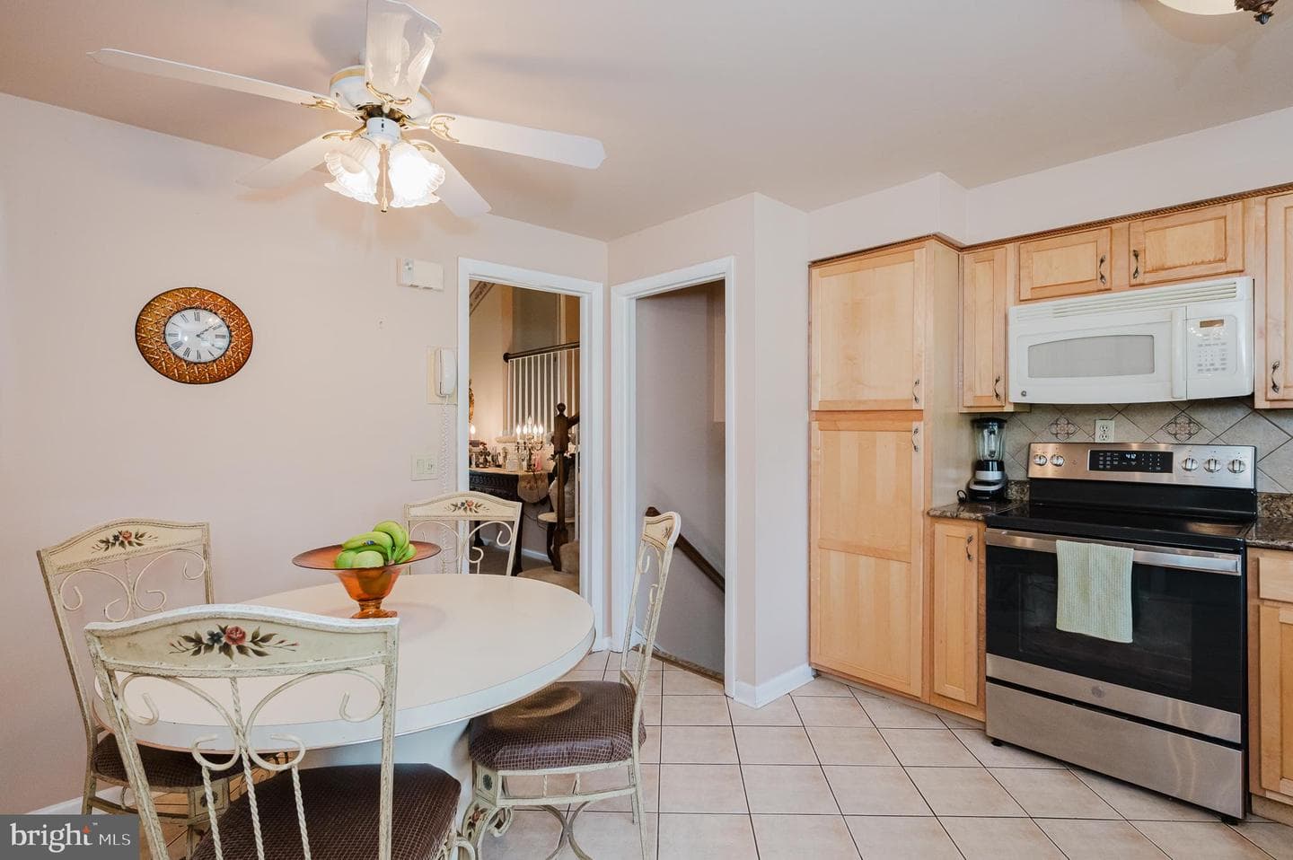 823 Petem Road photo 14