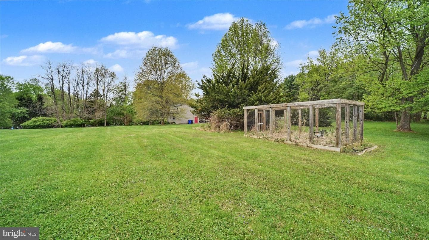 4037 Grande View Drive photo 8