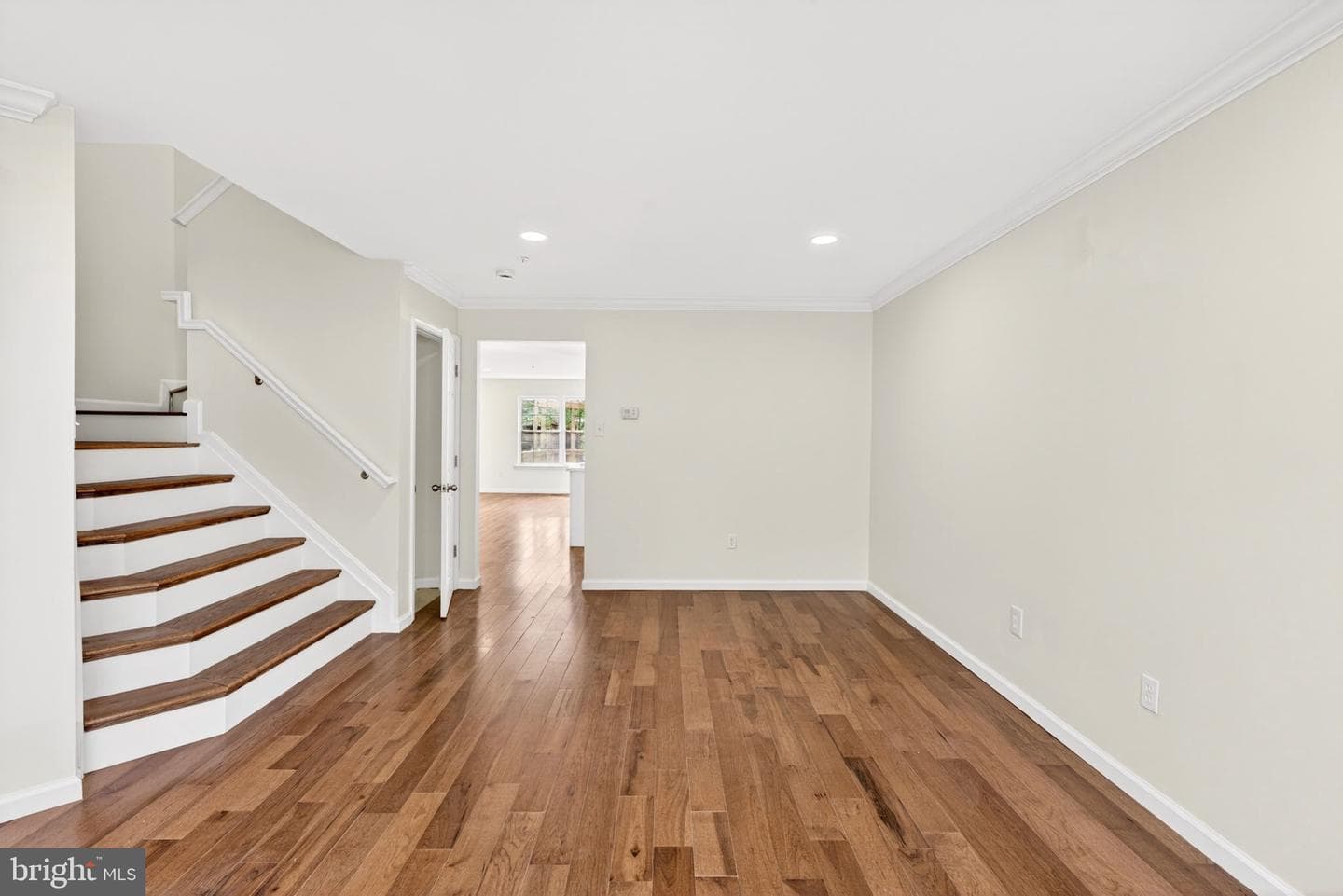 737 Shallow Ridge Court photo 12