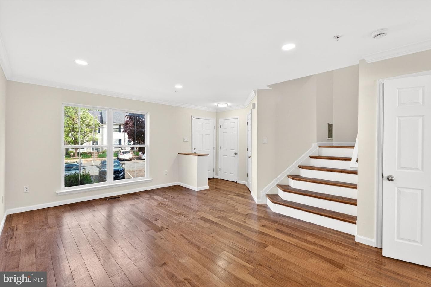 737 Shallow Ridge Court photo 13