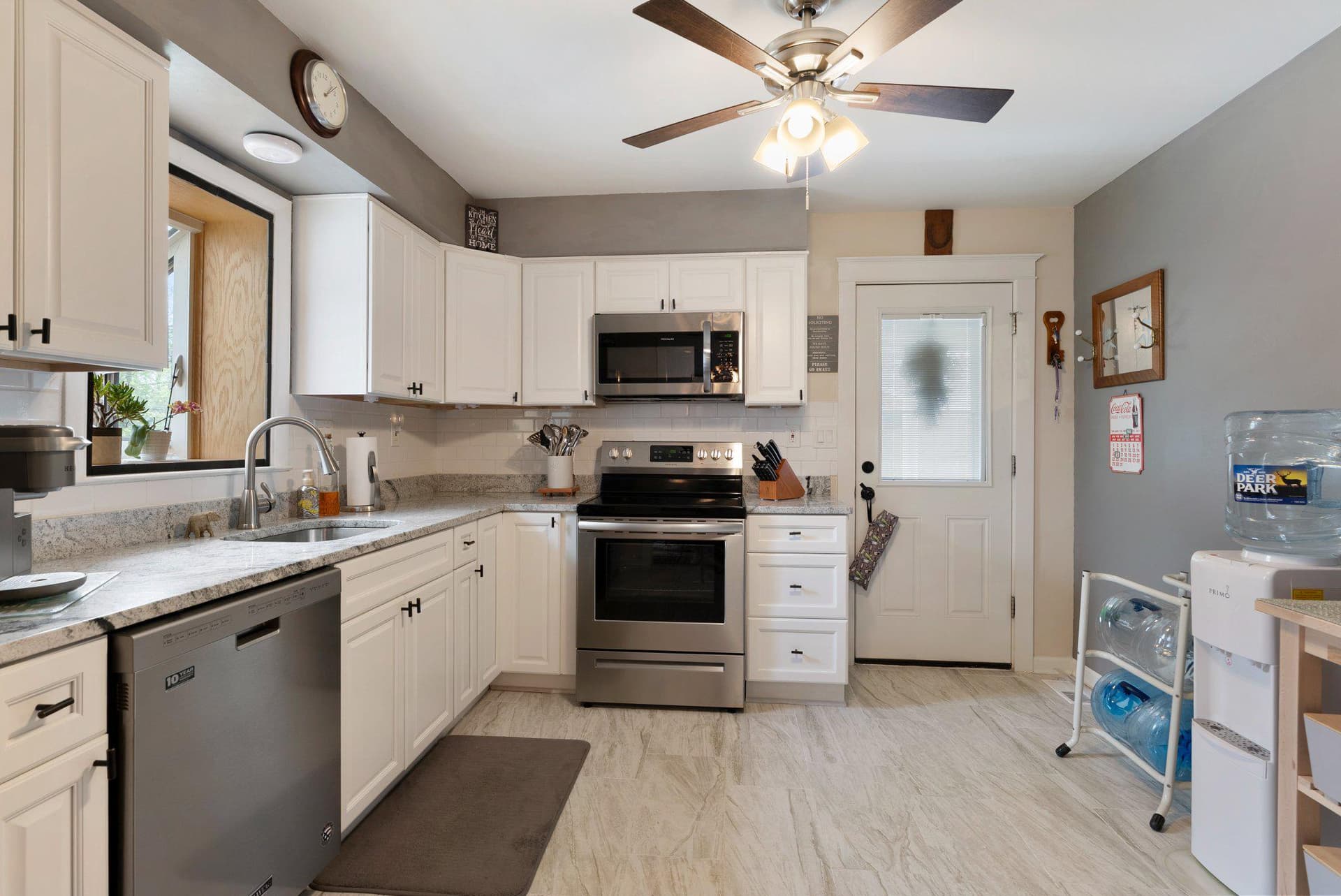205 Marshall Drive photo 11
