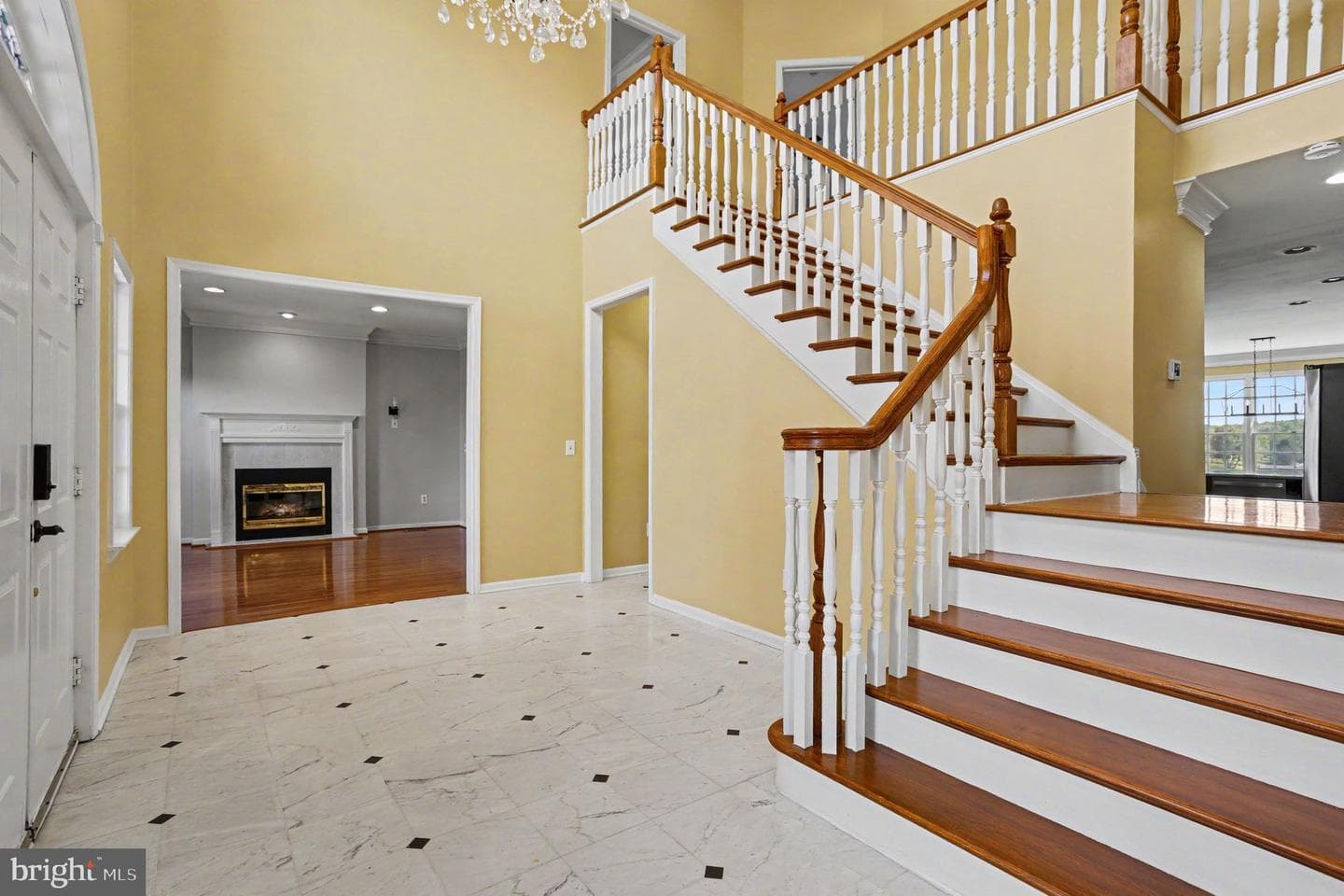 427 Shore Drive photo 7