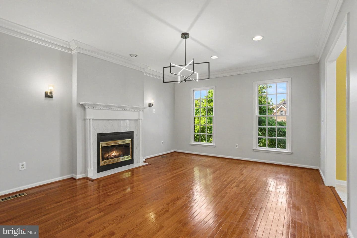 427 Shore Drive photo 9