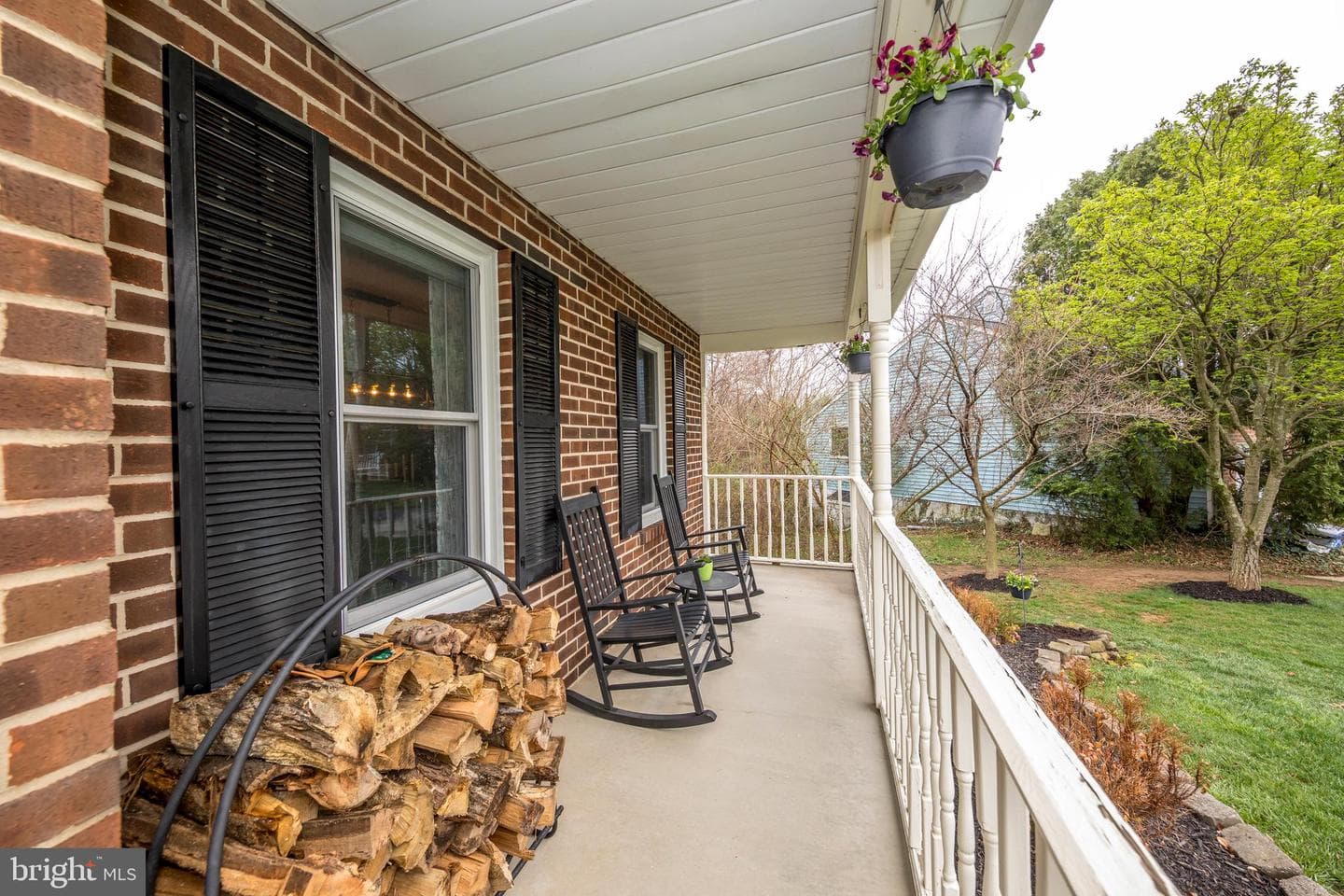 904 Chase Court photo 2