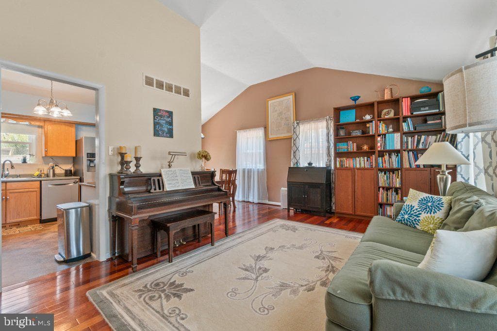 2036 Wetterhorn Drive photo 17
