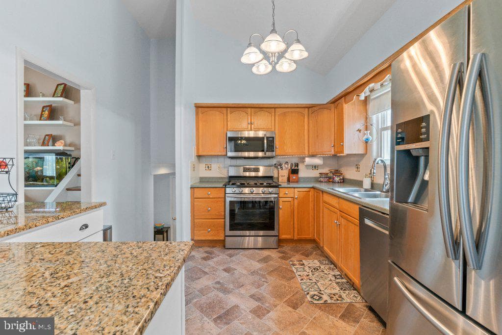 2036 Wetterhorn Drive photo 22