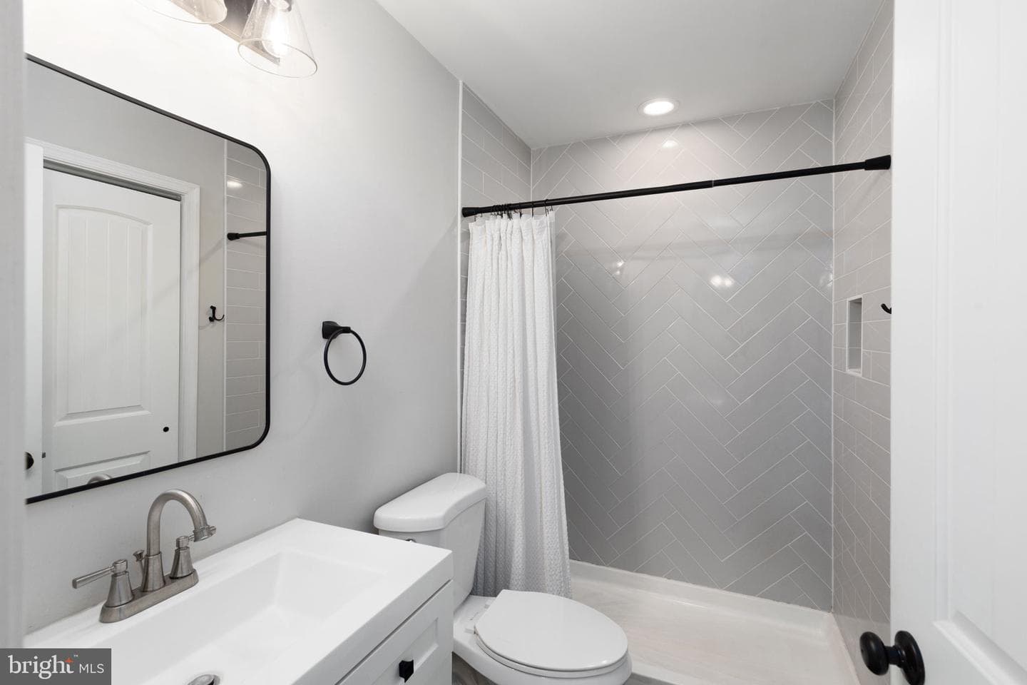 314 Lakeside Drive photo 21