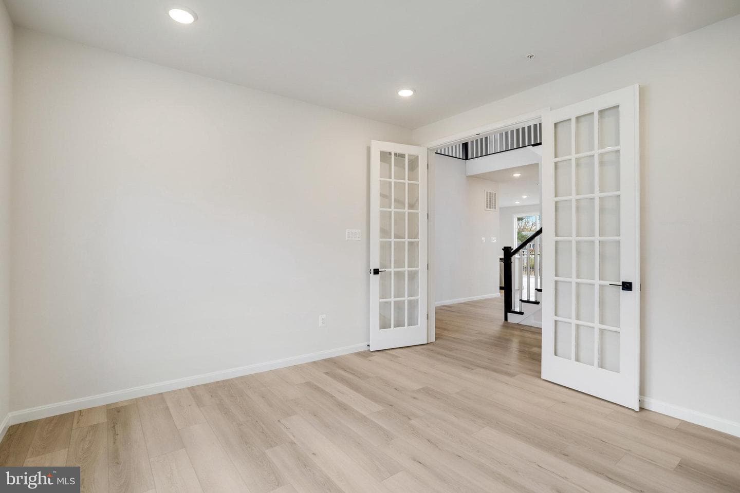 1620 Shady Tree Court photo 11