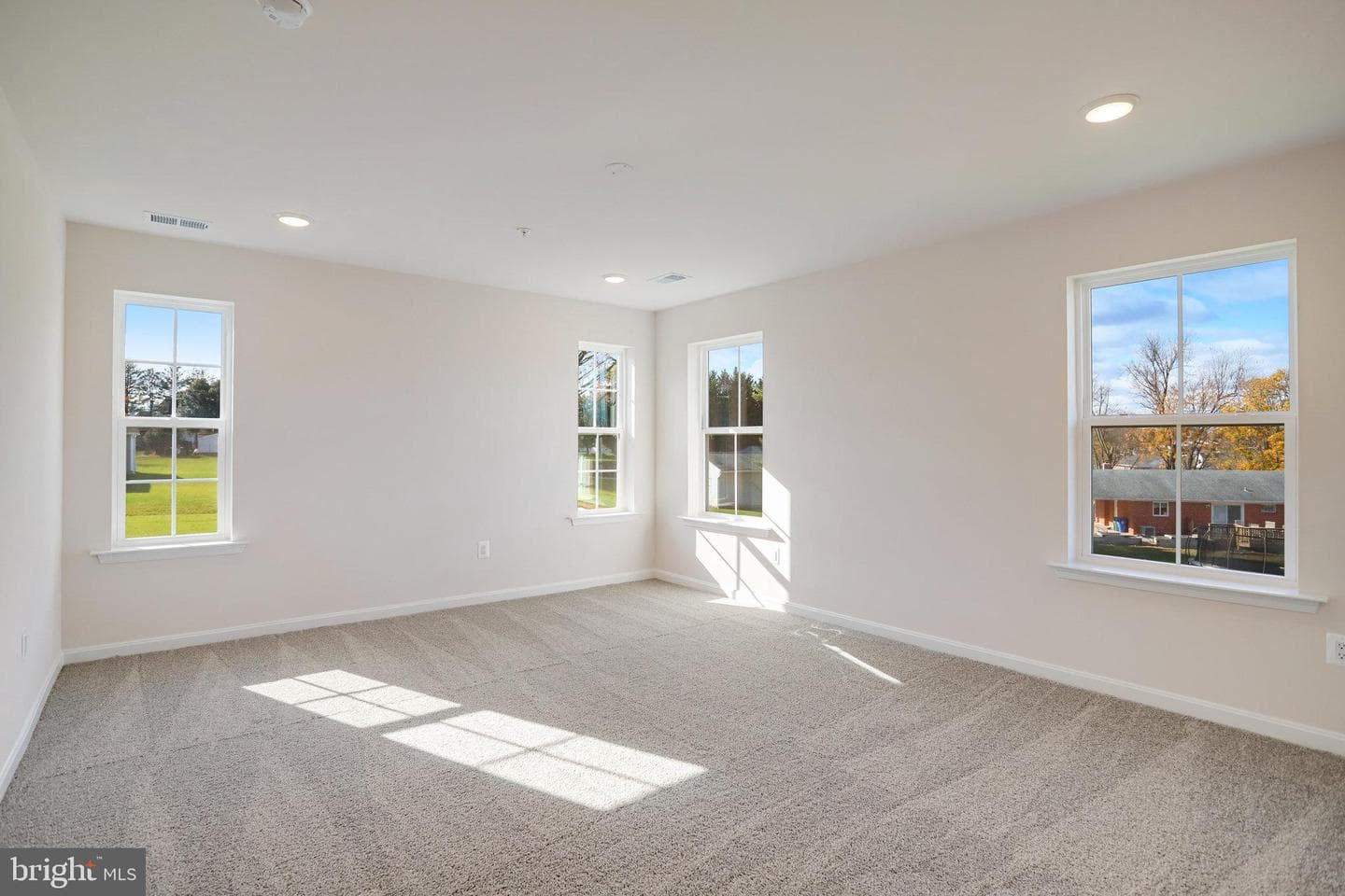 1620 Shady Tree Court photo 32