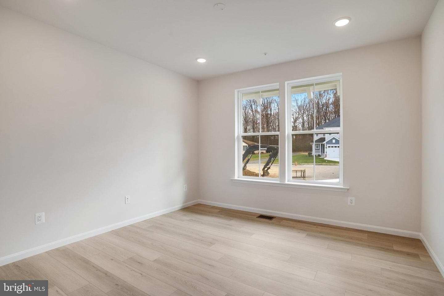 1620 Shady Tree Court photo 9