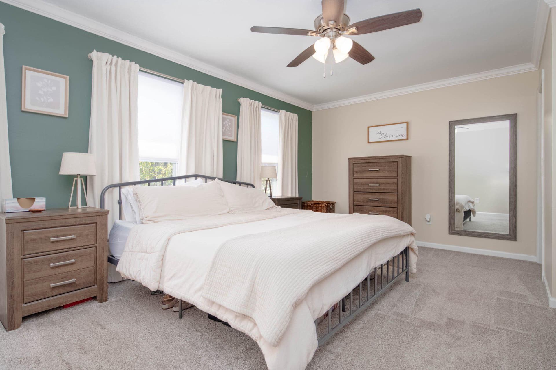 212 Haynes Court photo 23