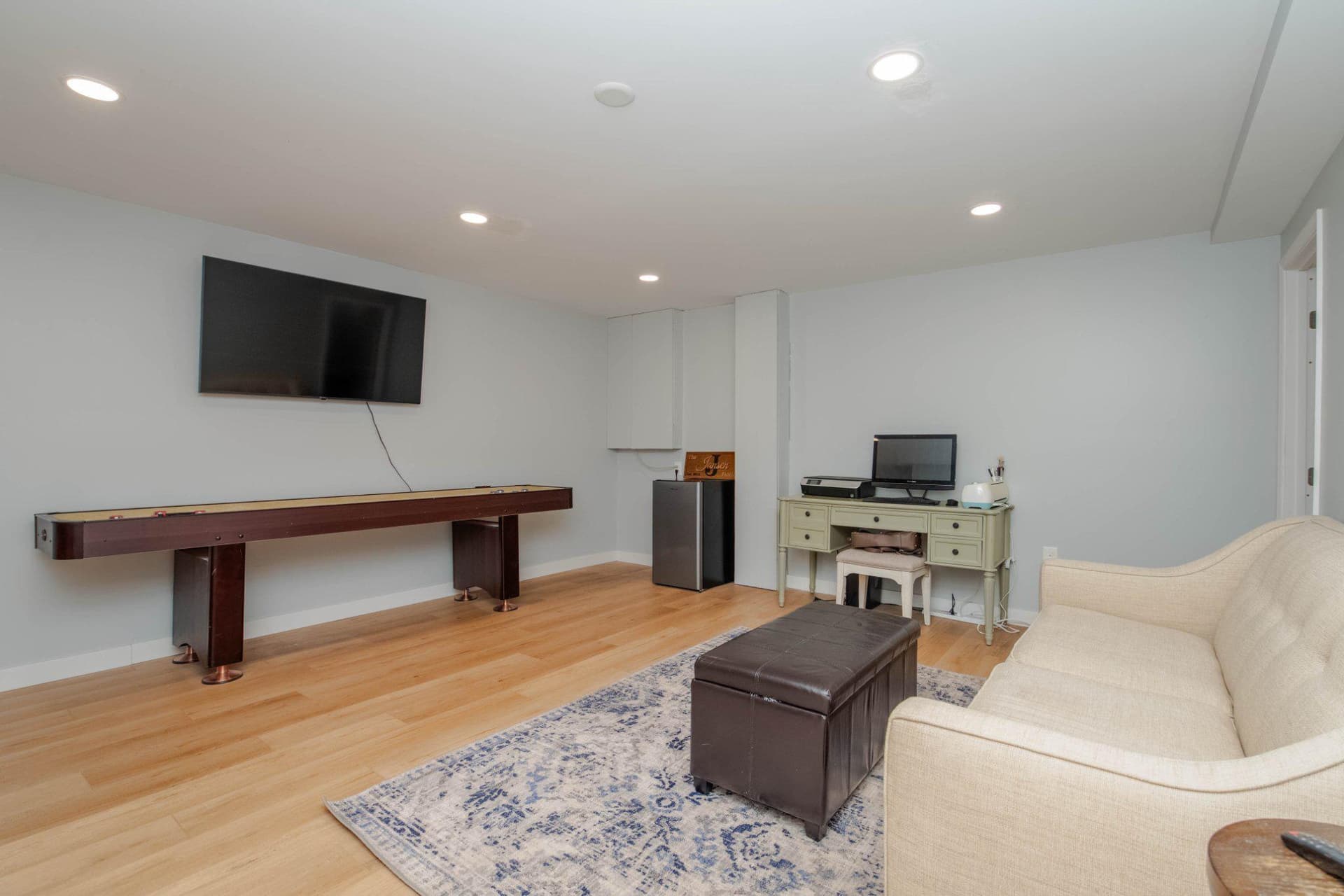 212 Haynes Court photo 42