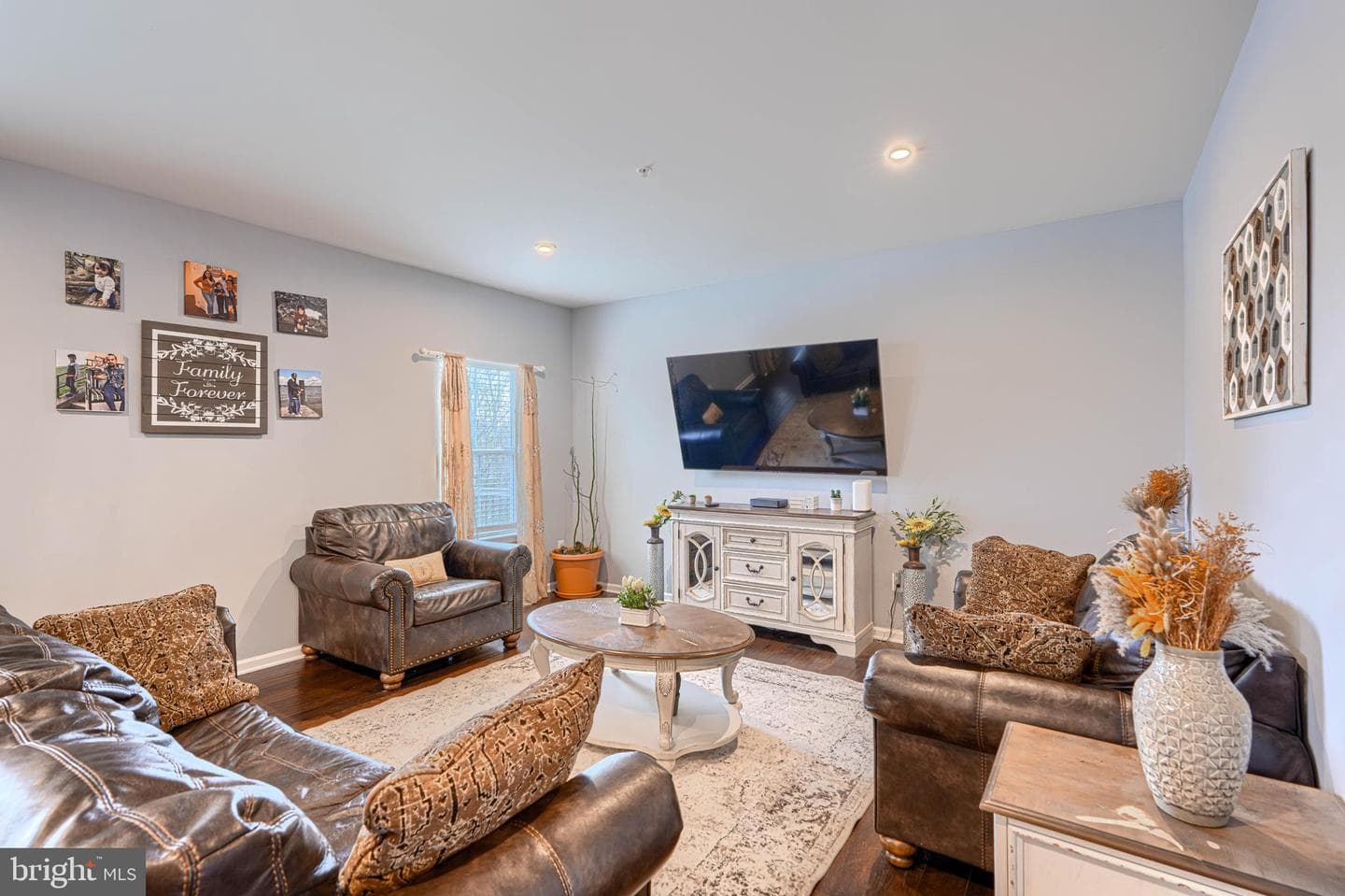 512 Dusk View Drive photo 15