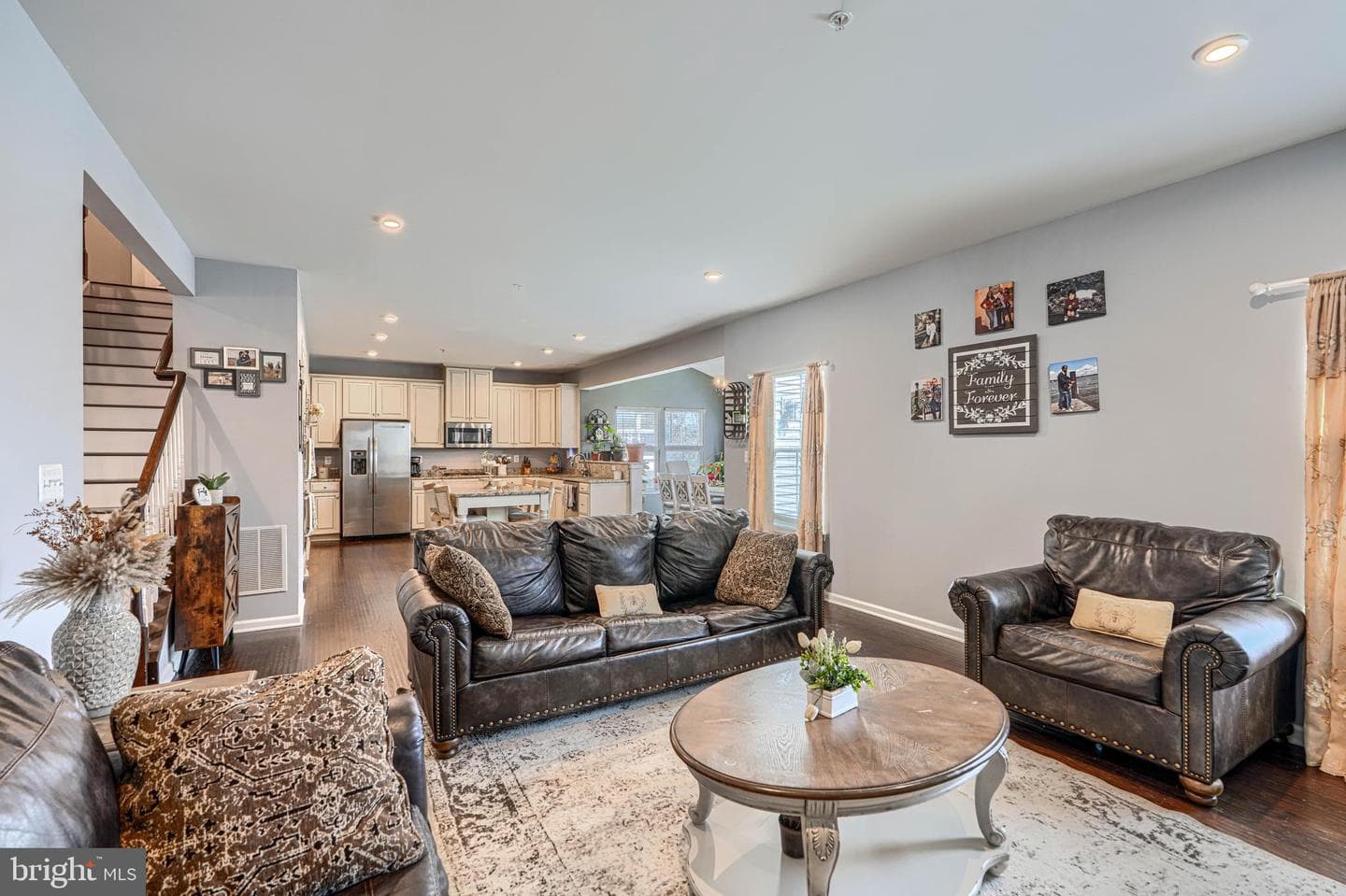 512 Dusk View Drive photo 18