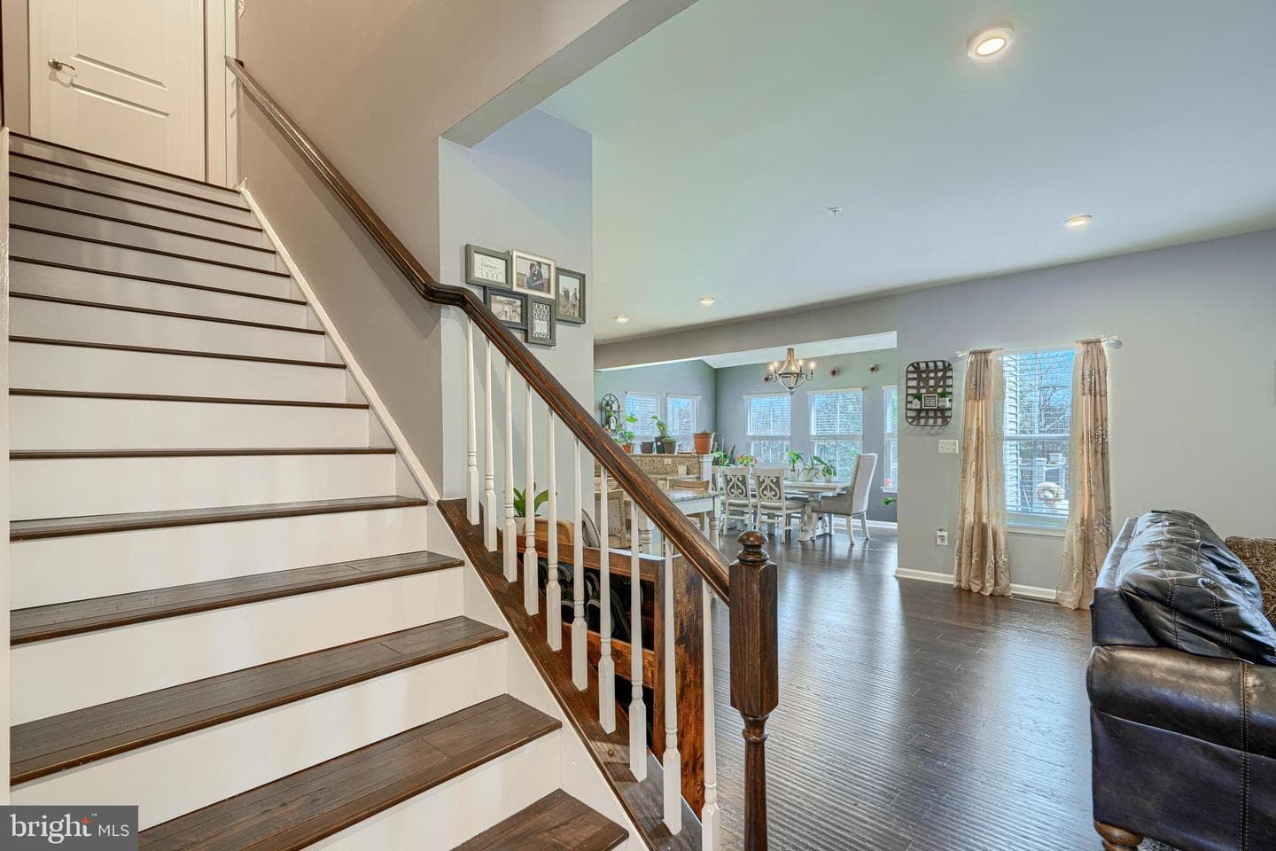 512 Dusk View Drive photo 7