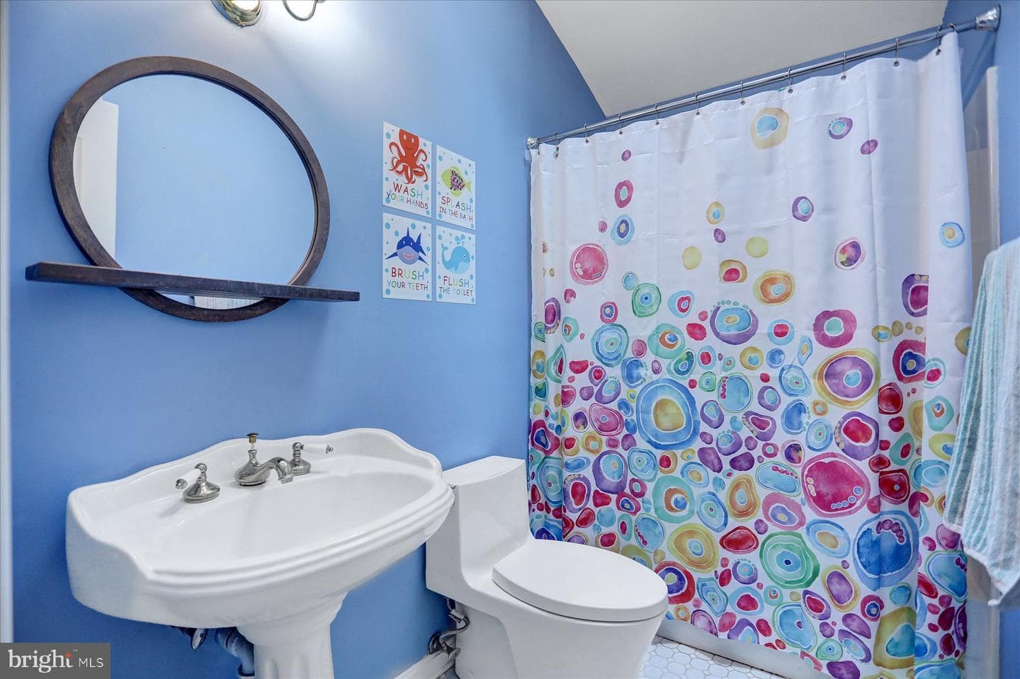 562 Anchor Drive photo 34