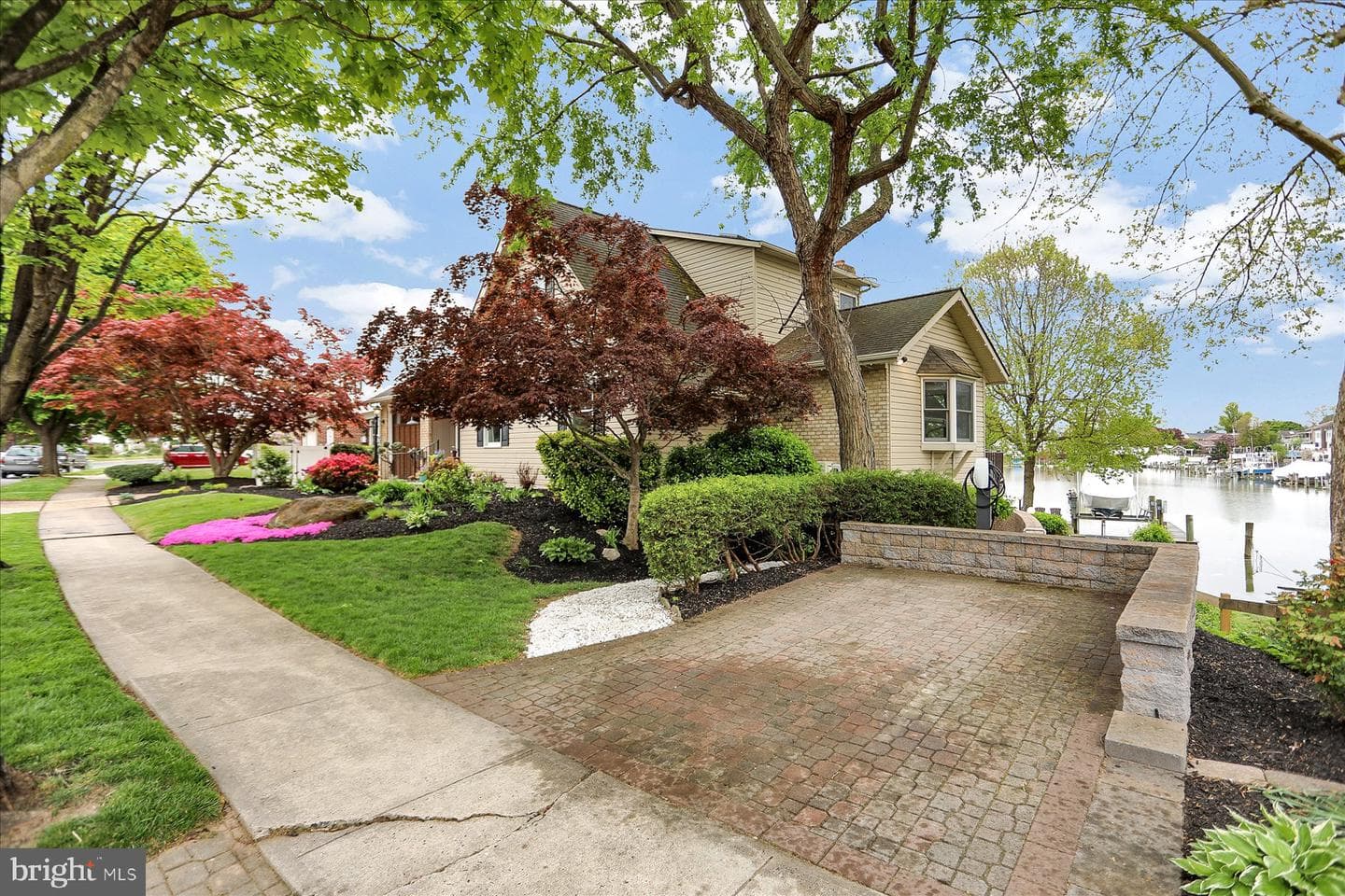 562 Anchor Drive photo 5
