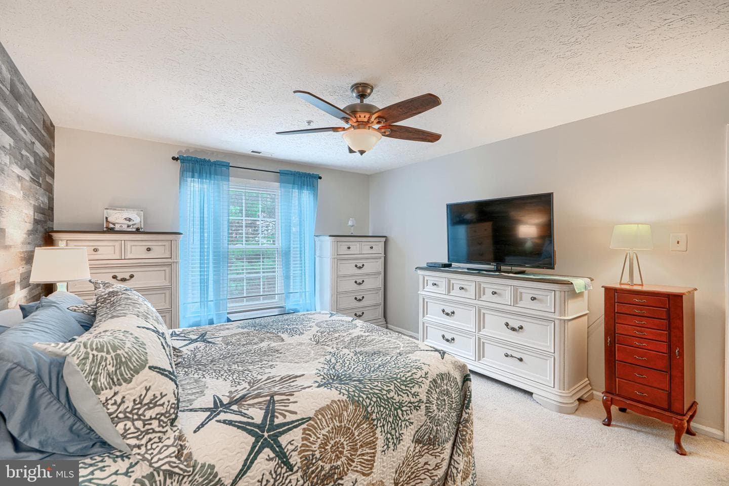 902 Jessicas Lane #902-K photo 29