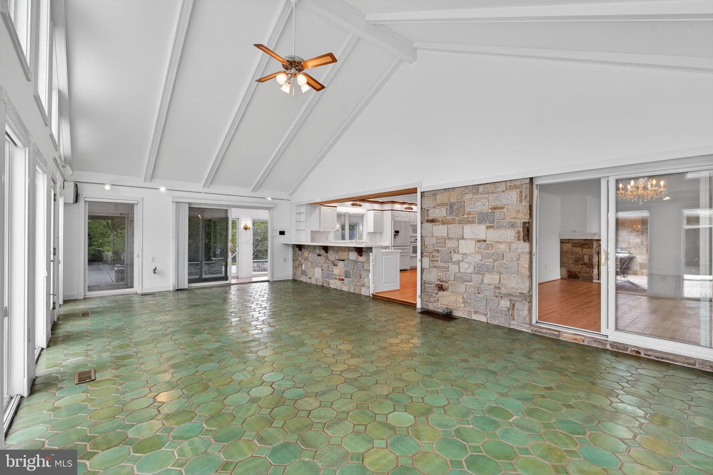 114 Southway Drive photo 14