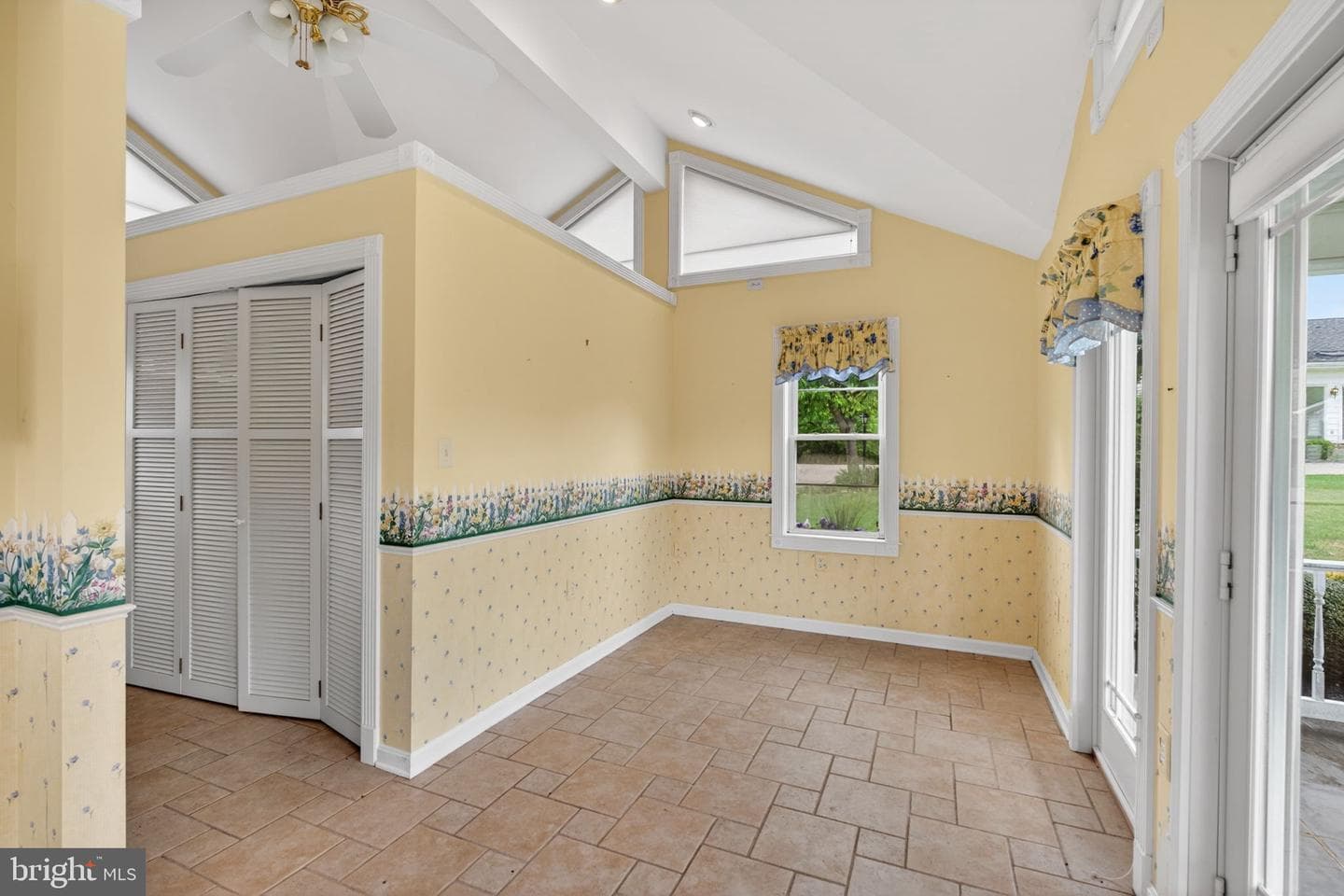 114 Southway Drive photo 64