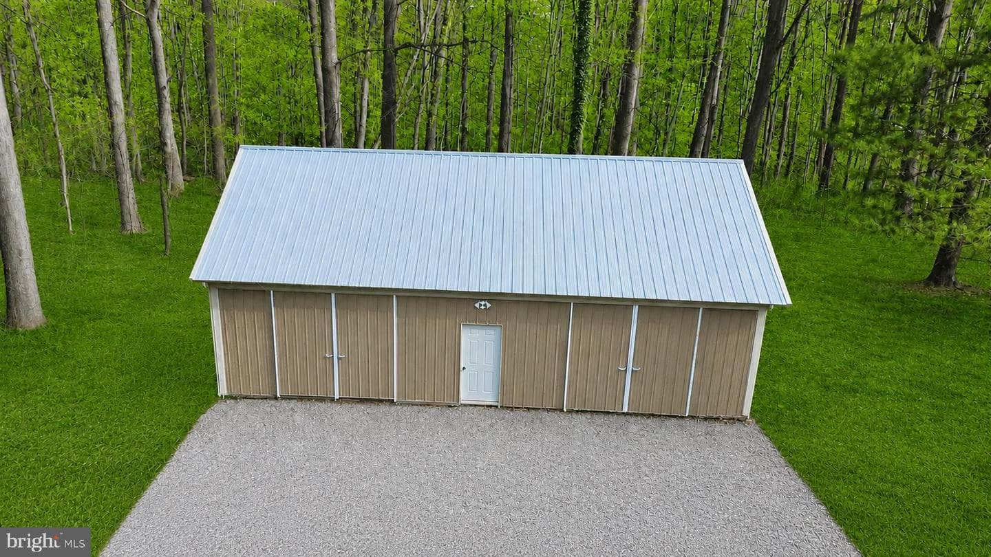 2712 Crystal Lane photo 6