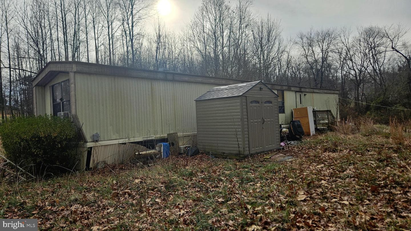 2120 Kalmia Road photo 2