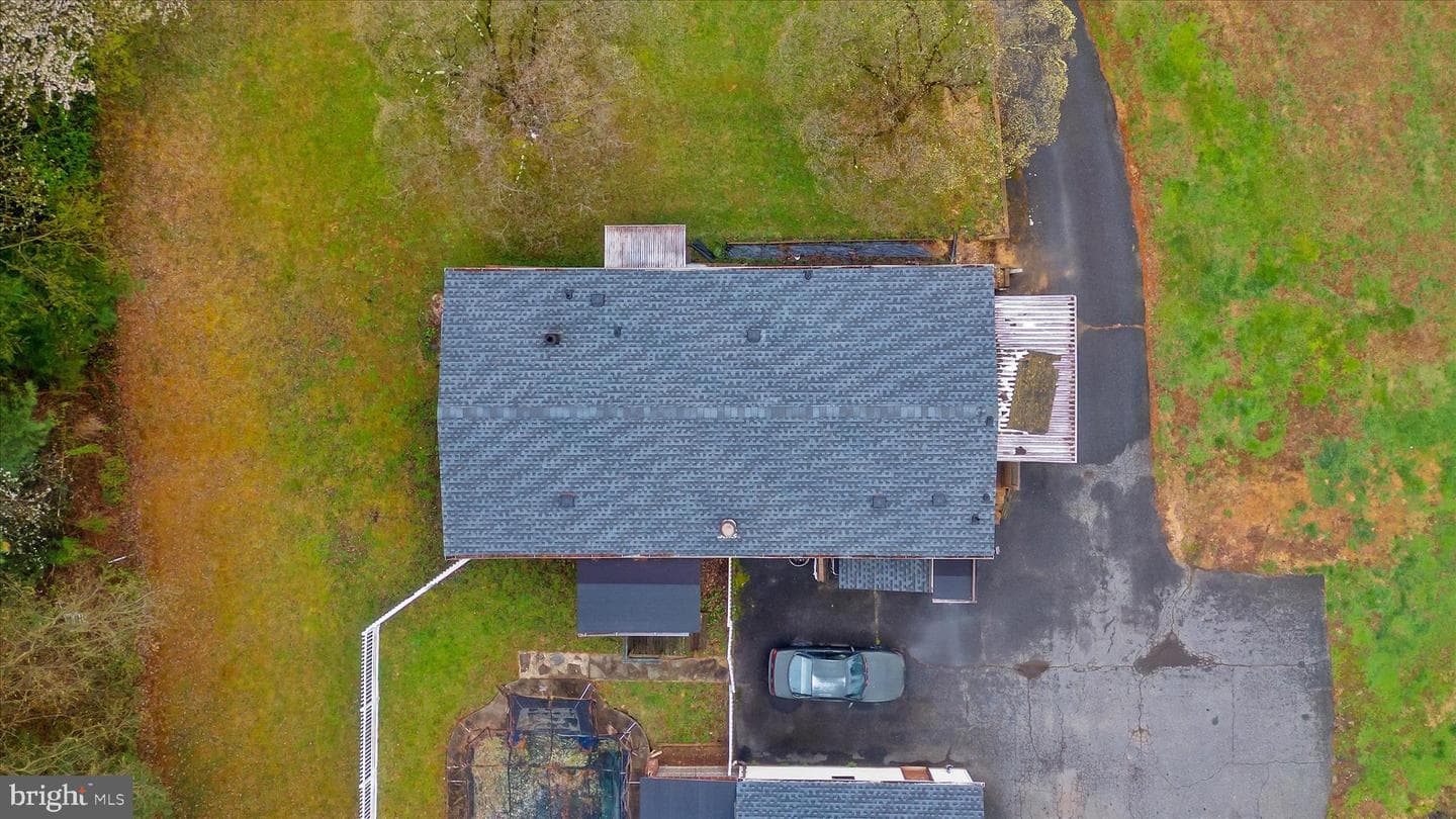 151 Darlington Road photo 12