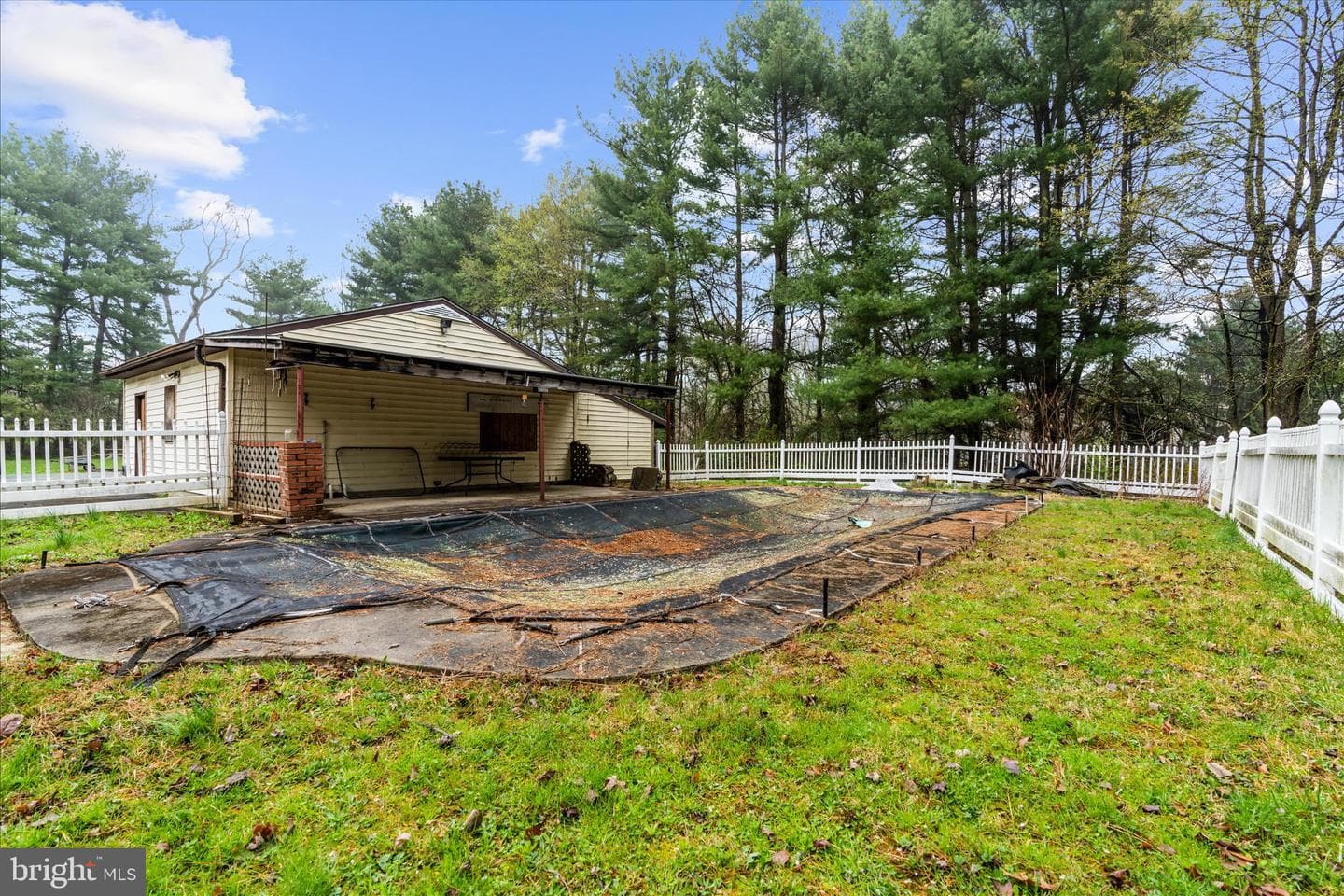 151 Darlington Road photo 37