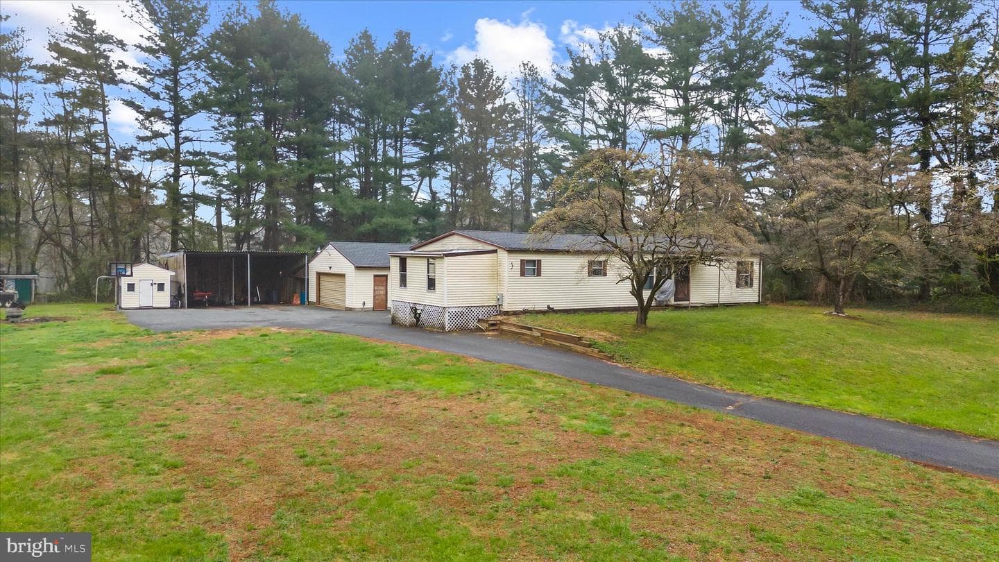 151 Darlington Road photo 4