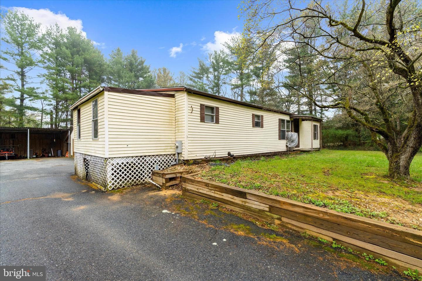 151 Darlington Road photo 40