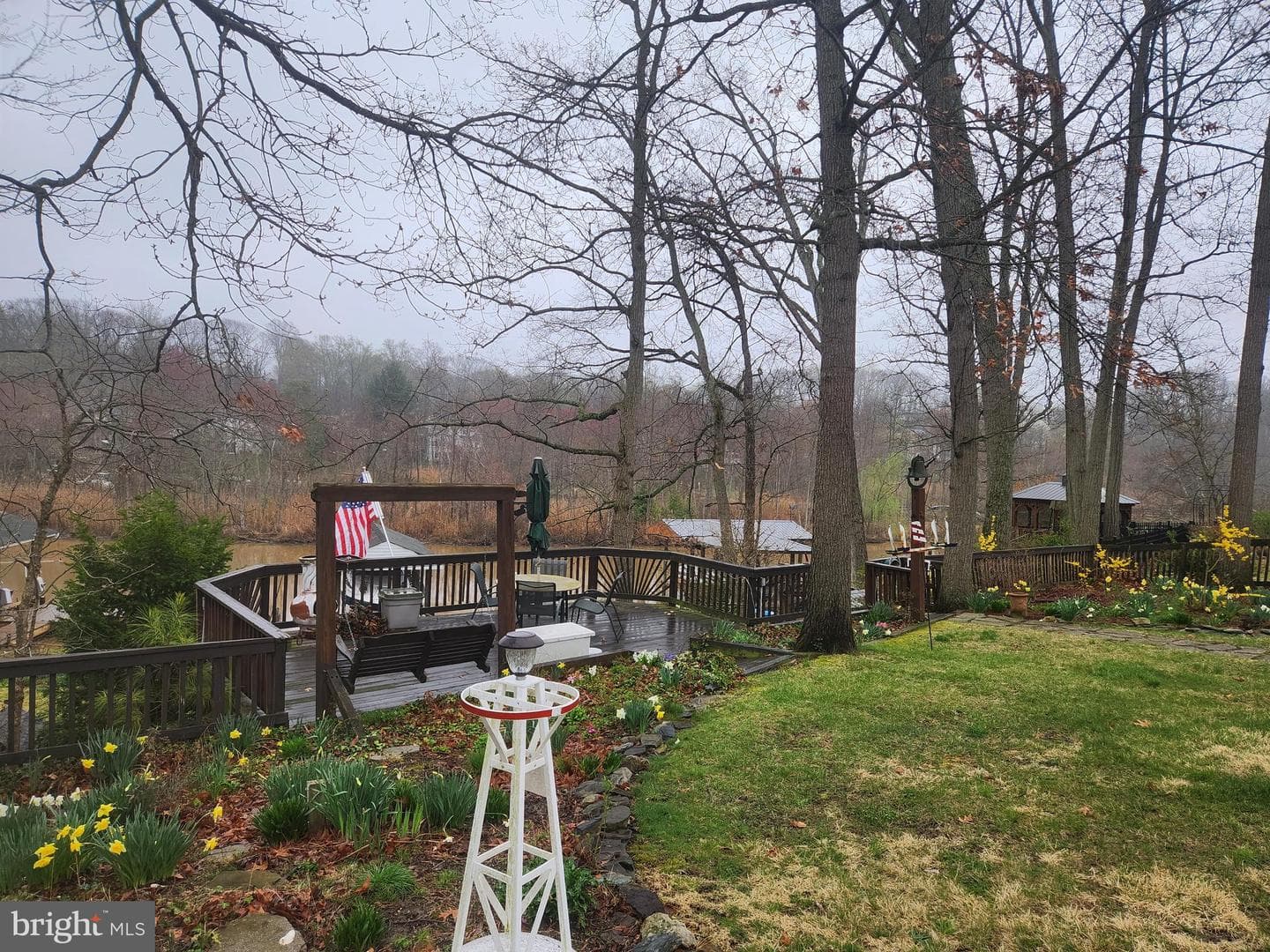 215 Garnett Road photo 10