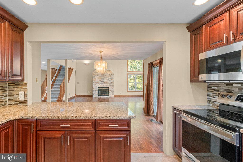311 Rolling Knoll Drive photo 18