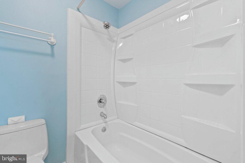 311 Rolling Knoll Drive photo 38