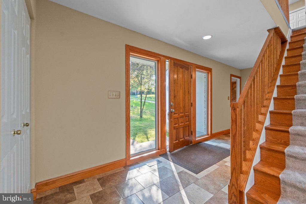 311 Rolling Knoll Drive photo 6