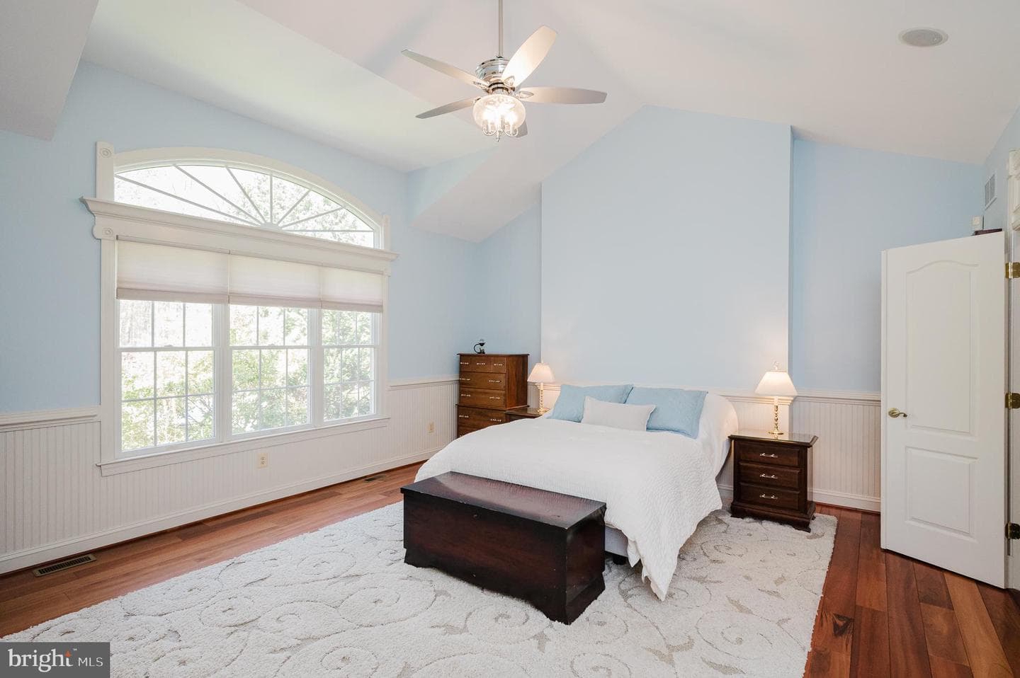 1216 Bluebird Court W photo 39