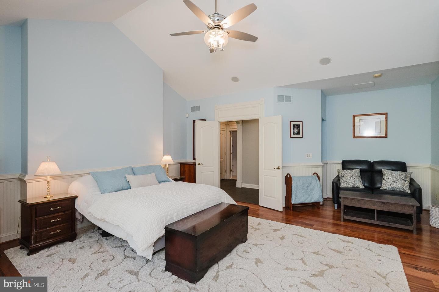 1216 Bluebird Court W photo 40