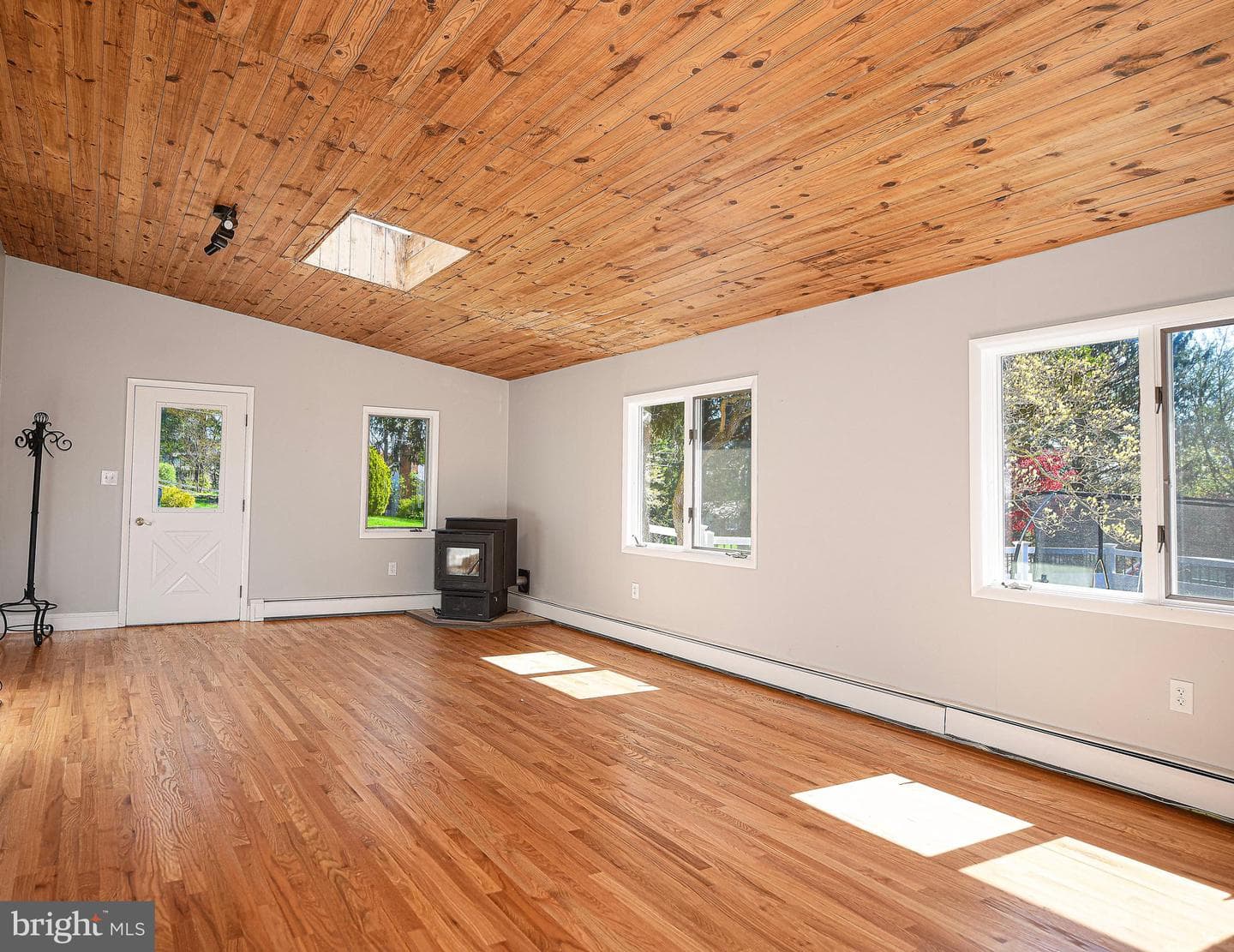 2501 Roy Terrace photo 11