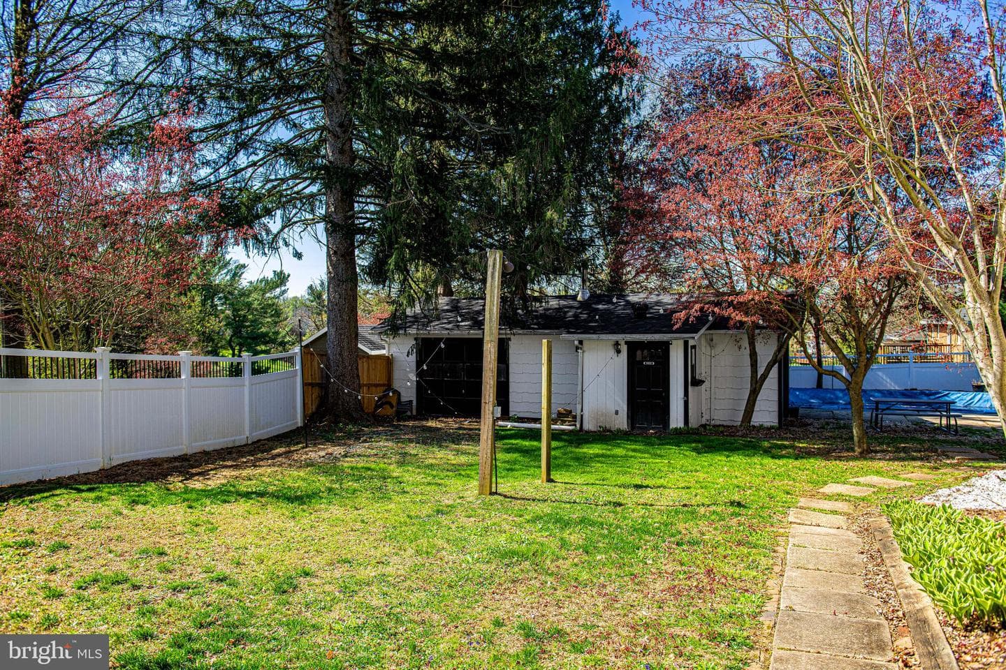 2501 Roy Terrace photo 48