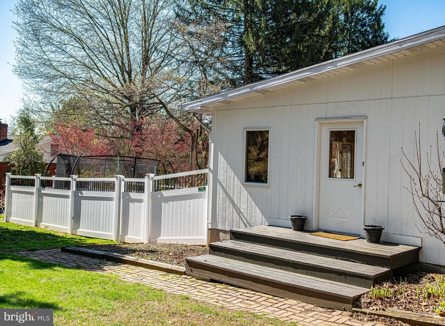 2501 Roy Terrace photo 49